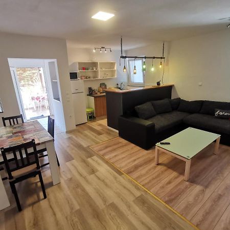 Appartement Fa-Ni à Novalja Extérieur photo