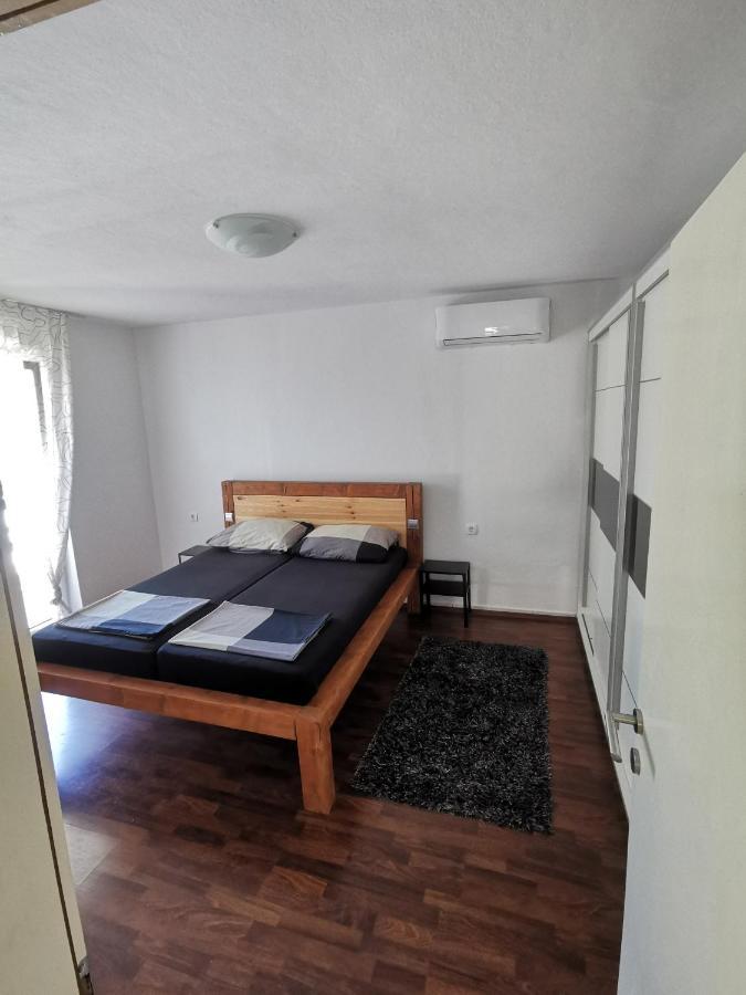 Appartement Fa-Ni à Novalja Extérieur photo