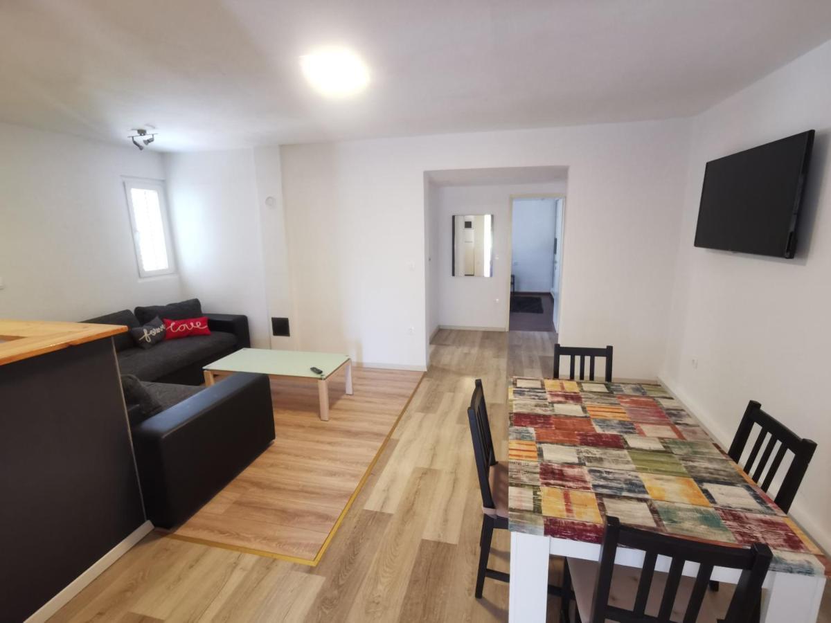 Appartement Fa-Ni à Novalja Extérieur photo
